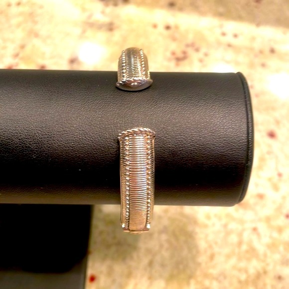 Judith Ripka Sterling Silver hinged cuff - Picture 6 of 13